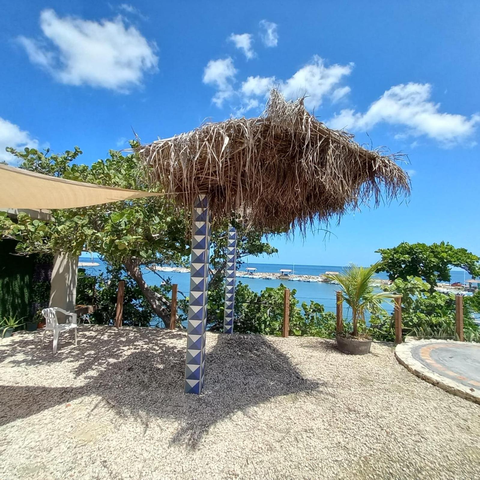 Habitacion Y Alberca Frente Al Mar Lerma Exterior photo